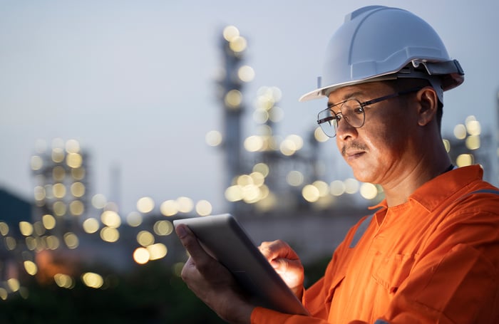 img-landscape-oilandgas-04