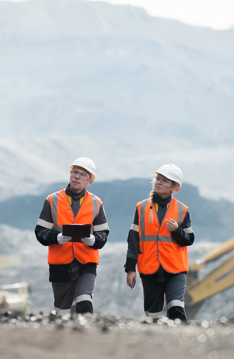 img-portrait-mining-03